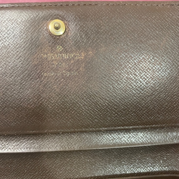 Louis Vuitton wallet - Picture 6 of 16